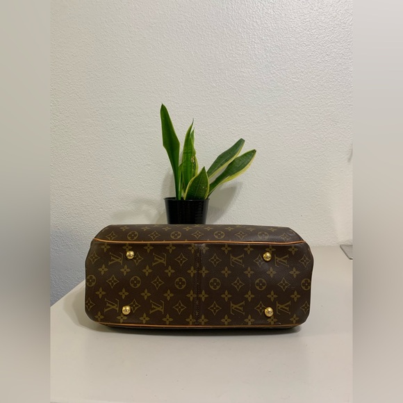 💕👜 LOUIS VUITTON Grier Monogram Canvas Tote Bag - Picture 5 of 13